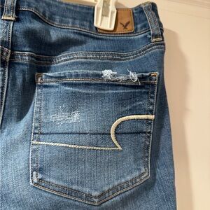 American Eagle Outfitters Women’s Blue Distressed Slim Jeans
